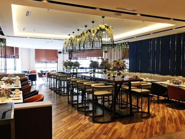 Dorsett Sri Hartamas Kl By Roam Hotel Kuala Lumpur Kültér fotó